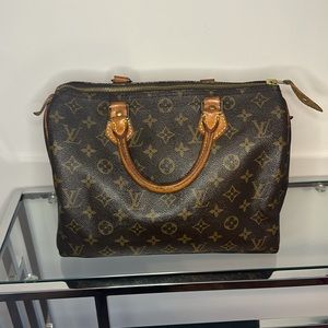 EUC Louis Vuitton Vintage Speedy 30